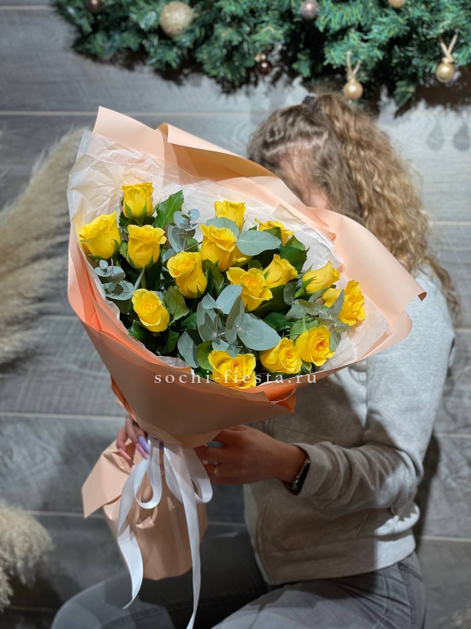 Желтые розы