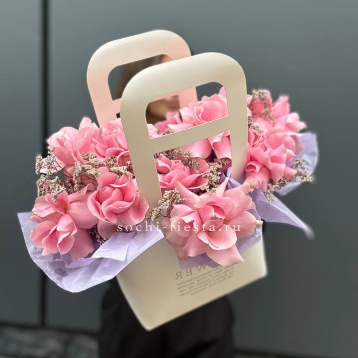 Сумочка розовых роз "Плинки" в Дзержинске