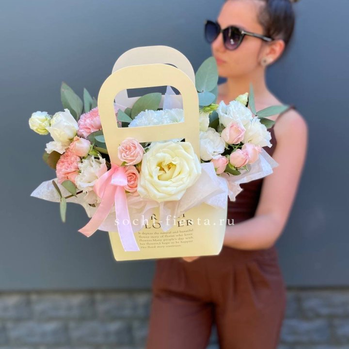 Цветочная сумочка "Рафаэль" в Дзержинске