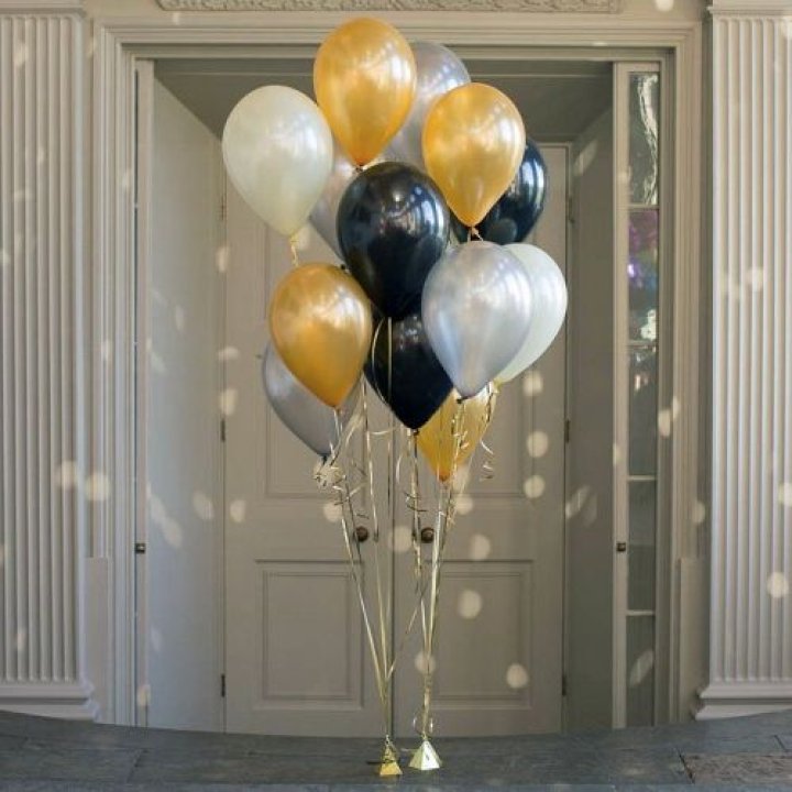 Фонтан шаров "Фаерворк" в Дзержинске