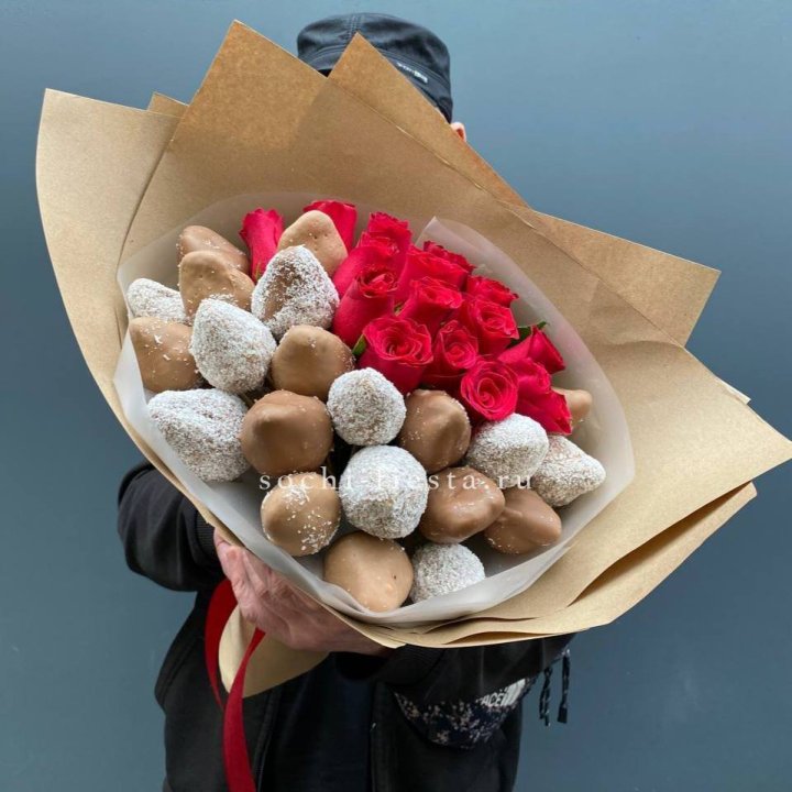 Розы и клубника в шоколаде Мерси в Дзержинске