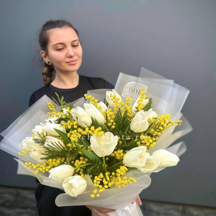 Букет тюльпанов и мимозы в Дзержинске
