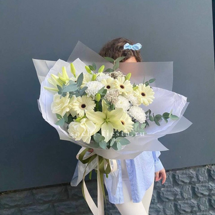 Букет с лилией и герберой в Дзержинске