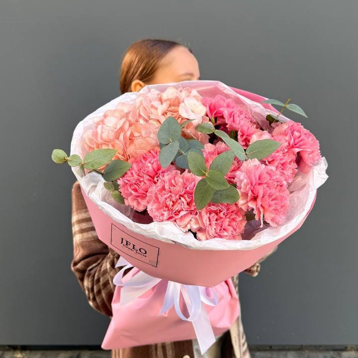 Дуо диантусы и гортензия в Дзержинске