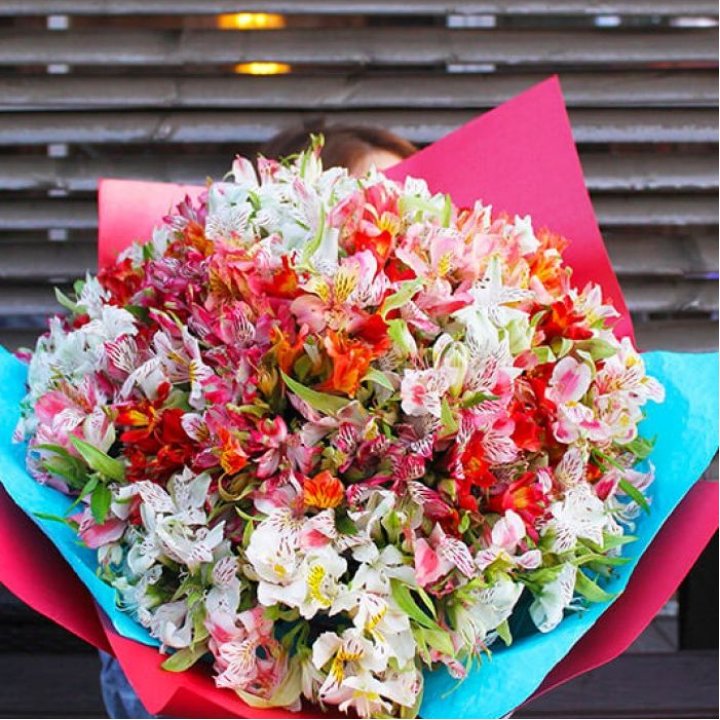 101 альстромерия в Дзержинске