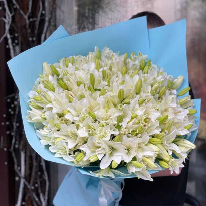 51 лилия в оформлении в Дзержинске