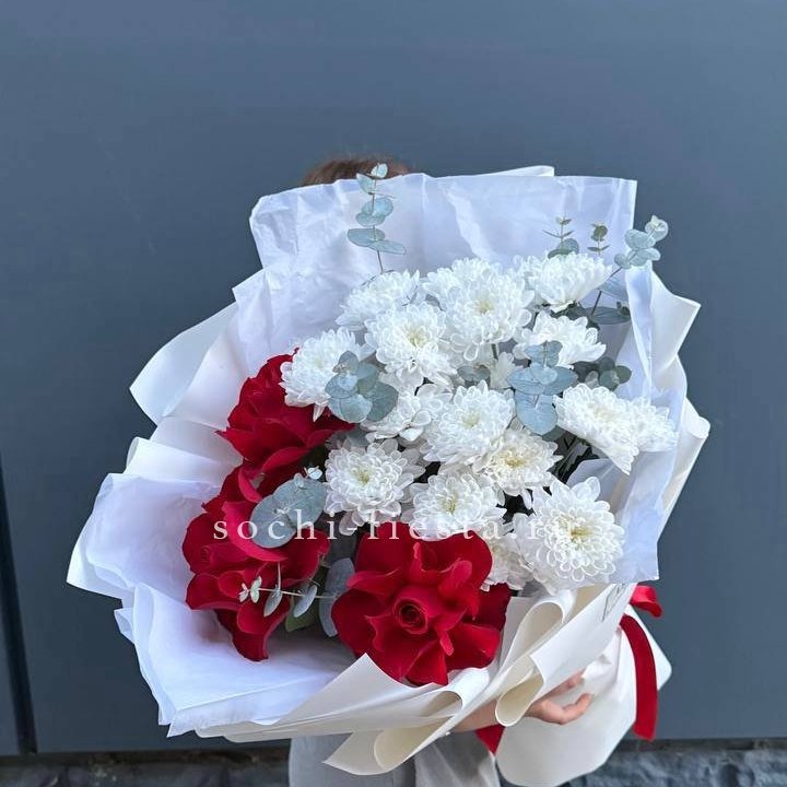 Дуо розы и хризантемы в Дзержинске