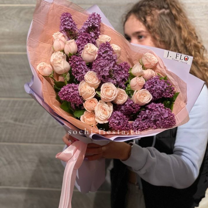 Букет "Лиловая весна" в Дзержинске