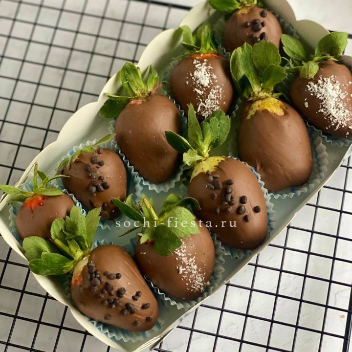 Клубника в шоколаде 10 ягод в Дзержинске