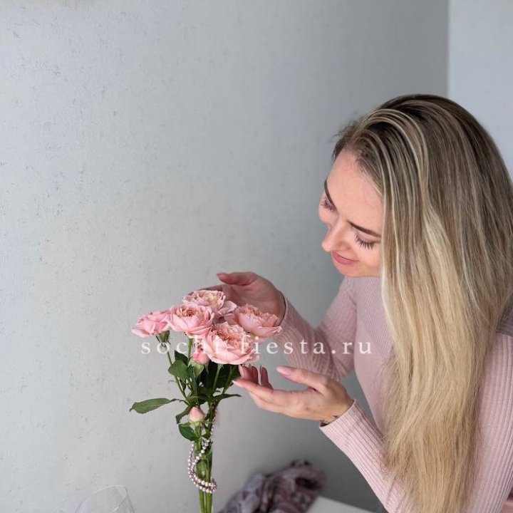 Цветочная подписка "Пакет маленький" в Дзержинске