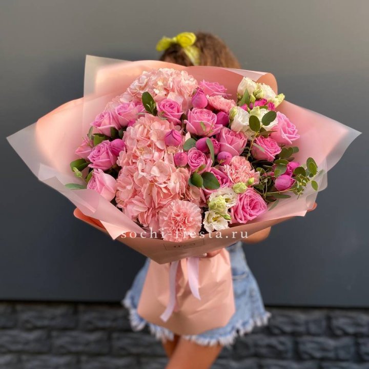 Авторский букет "Восторг" в Дзержинске