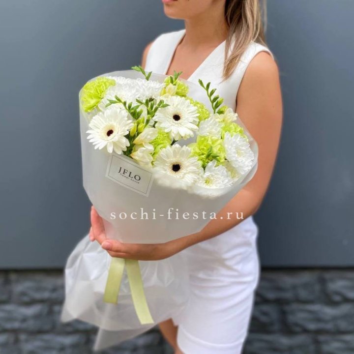 Букет "Джиржи фловерс" в Дзержинске