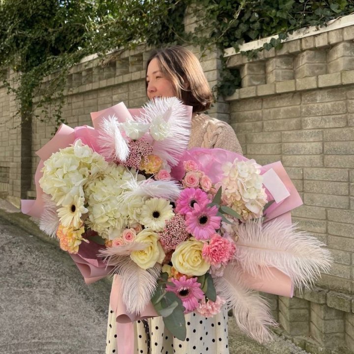 Дизайнерский букет "Валенсия" в Дзержинске