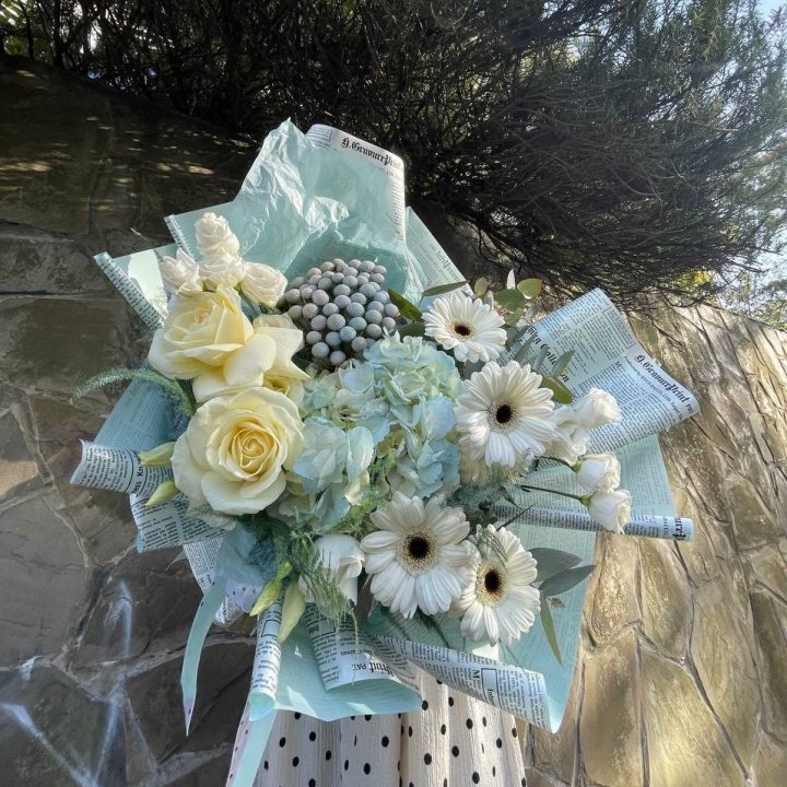 Дизайнерский букет "Линдж-блю" в Дзержинске