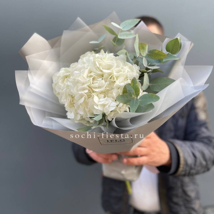  Букет  из белой гортензии в Дзержинске