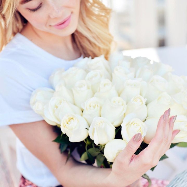 Букет высоких роз "Облака" в Дзержинске