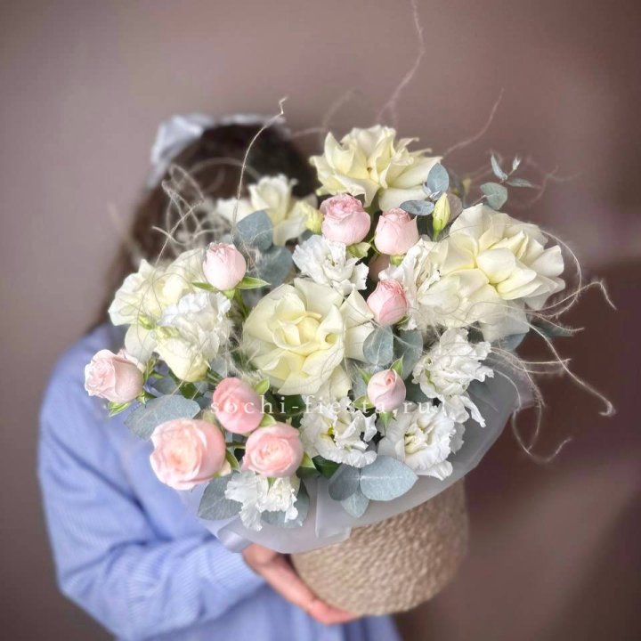 Авторский бокс "Милена" в джутовом кашпо в Дзержинске