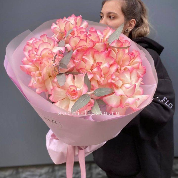 9 французских роз Джумилия в Дзержинске