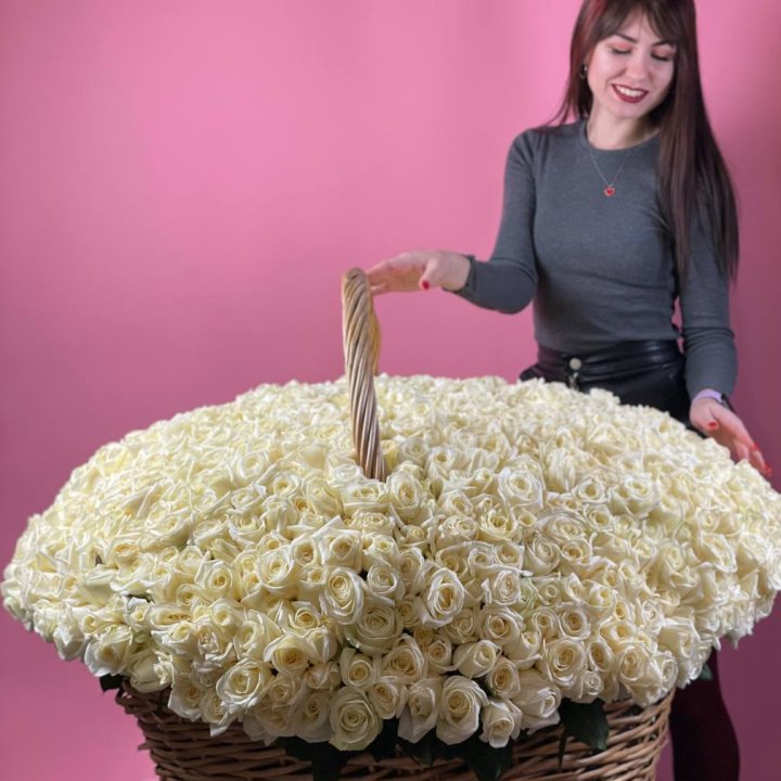 1001 белая роза в Дзержинске