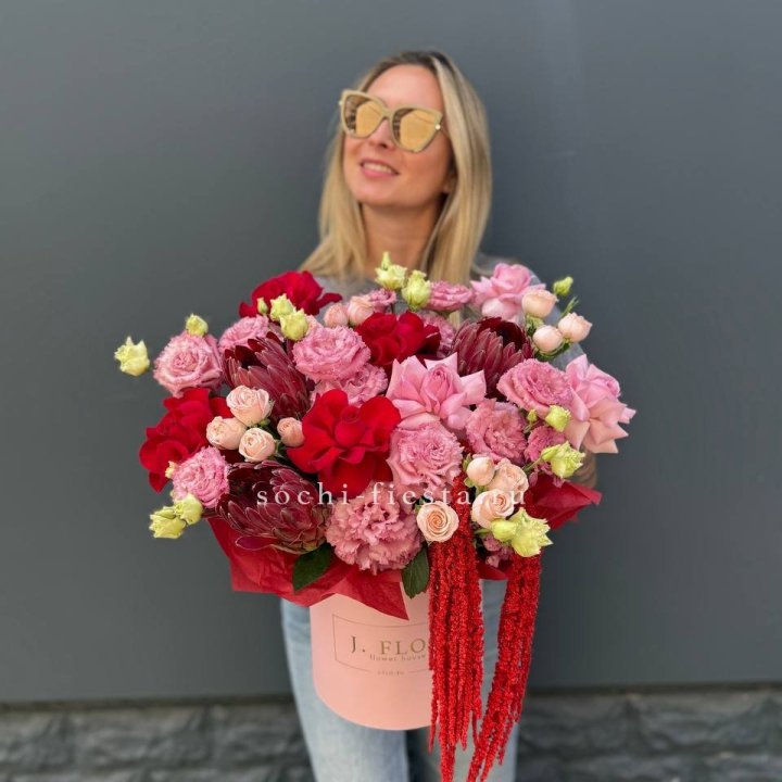 Дизайнерский цилиндр "Криотель" в Дзержинске