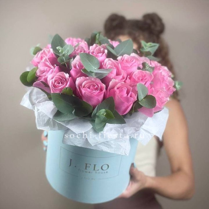 Бокс 27 роз в Дзержинске