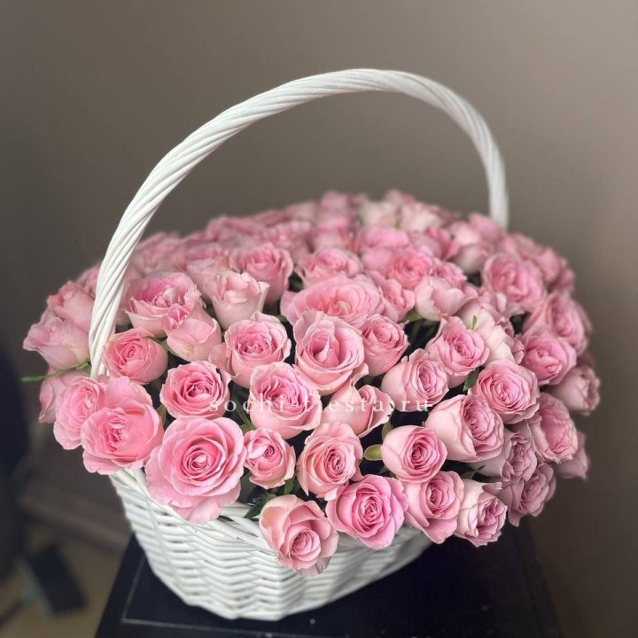 101 розовая роза в корзине в Дзержинске