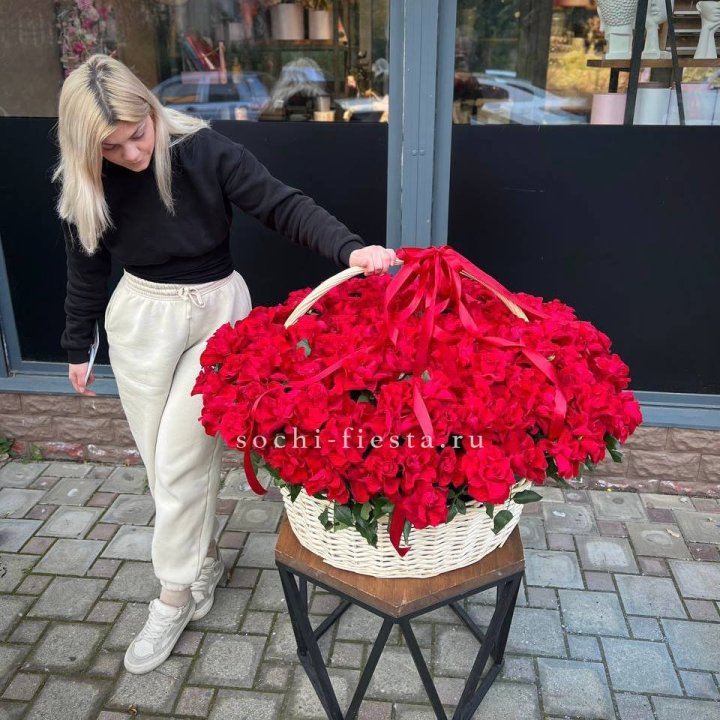 201 французская красная роза в Дзержинске