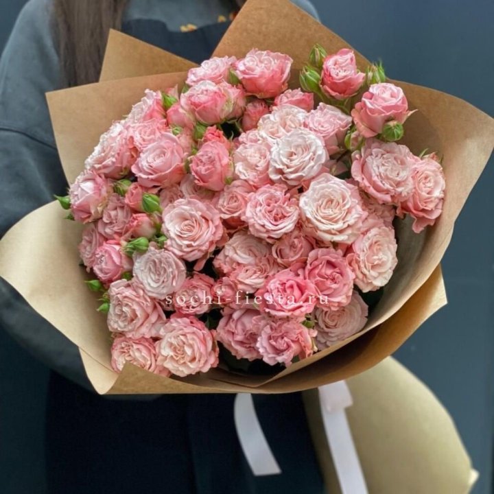 Пионовидные розы Bombastic №2 в Дзержинске