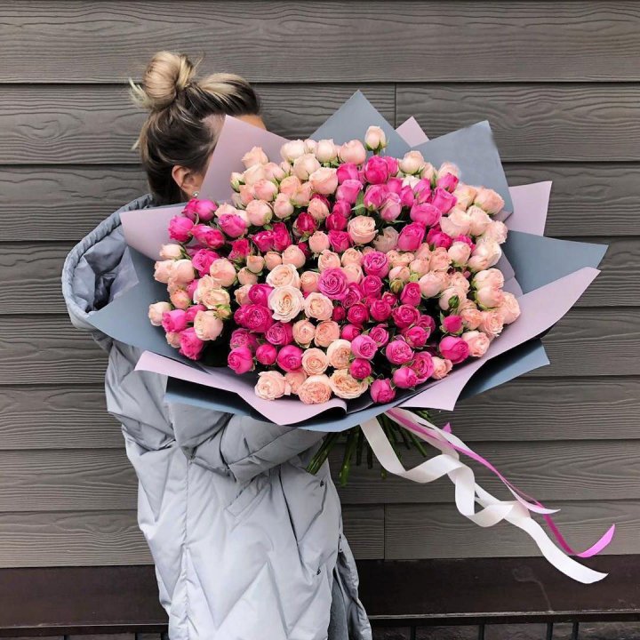 55 роз микс кустовых в Дзержинске