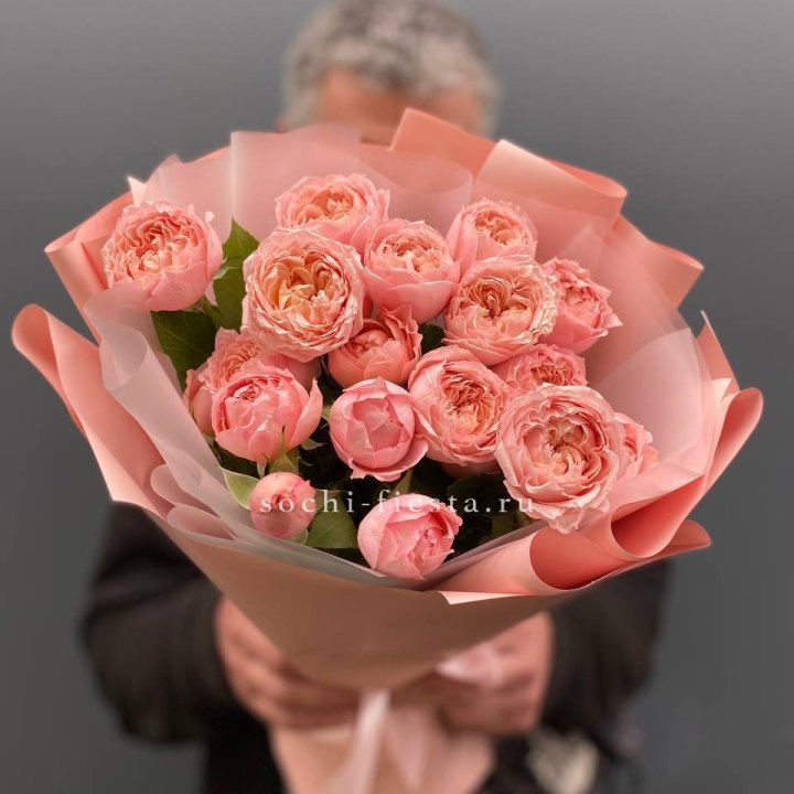 Букет комплимент из кустовых роз Джульетта в Дзержинске