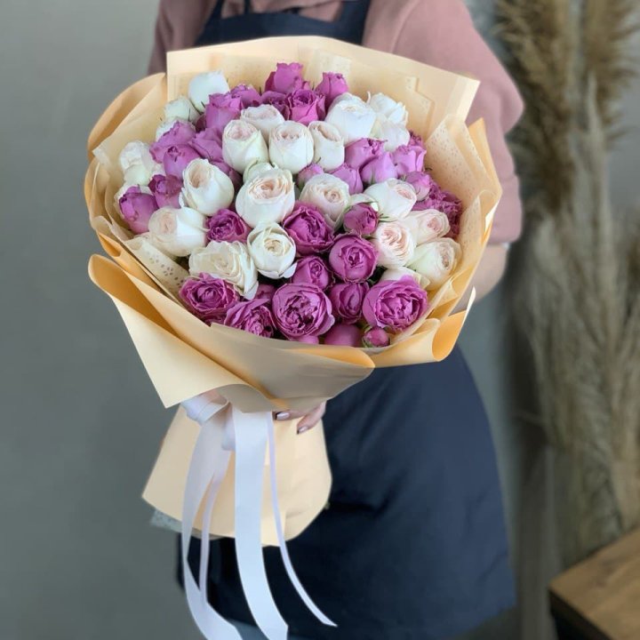 Букет кустовых роз Джулиана в Дзержинске