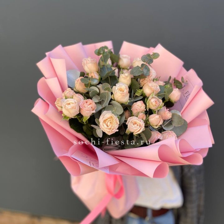 Букет пионовидных роз Cute Love в Дзержинске