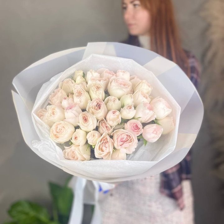 Букет кустовых роз в Дзержинске