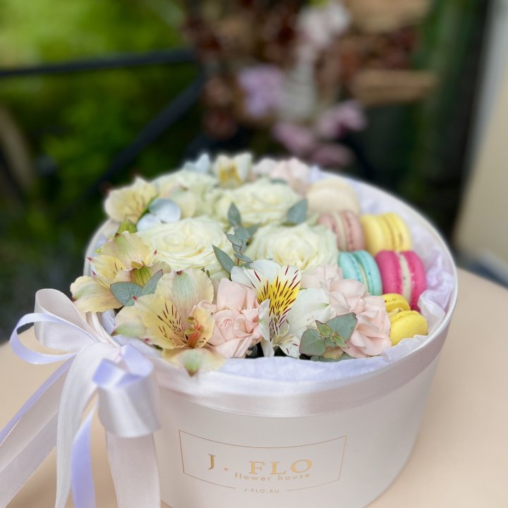 Цветочный бокс "Ника" в Дзержинске