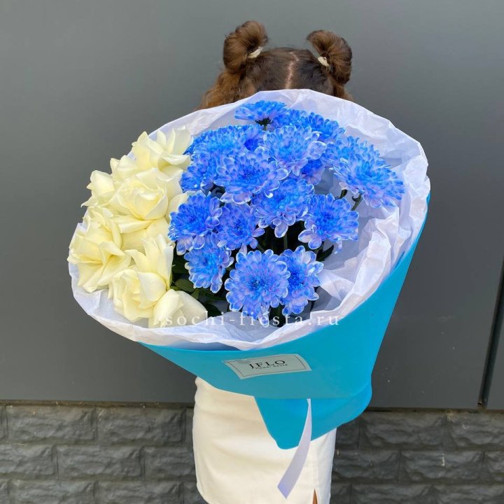 Дуо букет розы и хризантема в Дзержинске