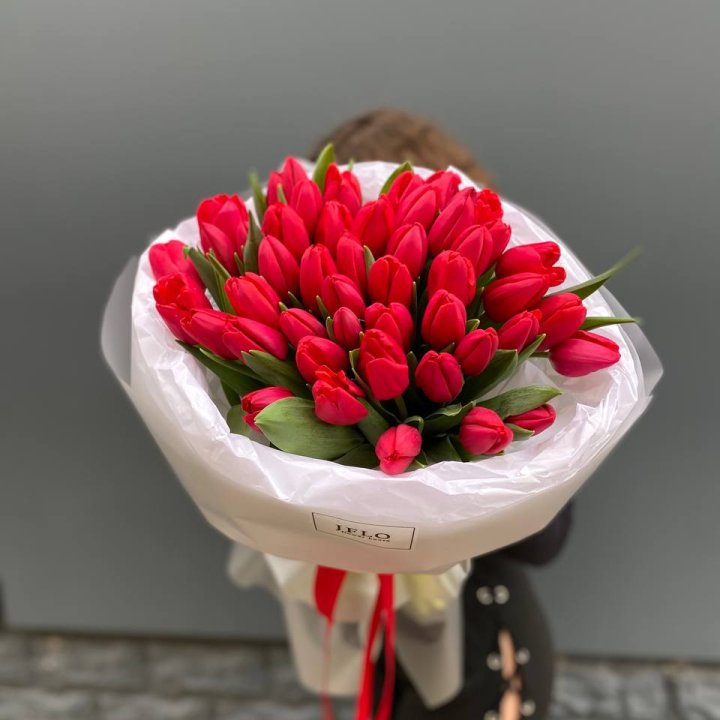 51 тюльпан "Любовь" в Дзержинске