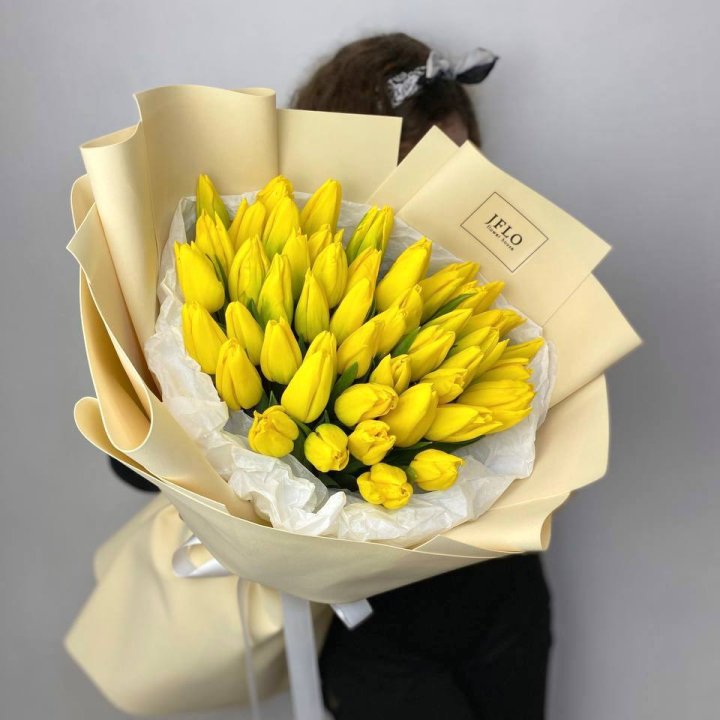 51 жёлтый тюльпан в Дзержинске