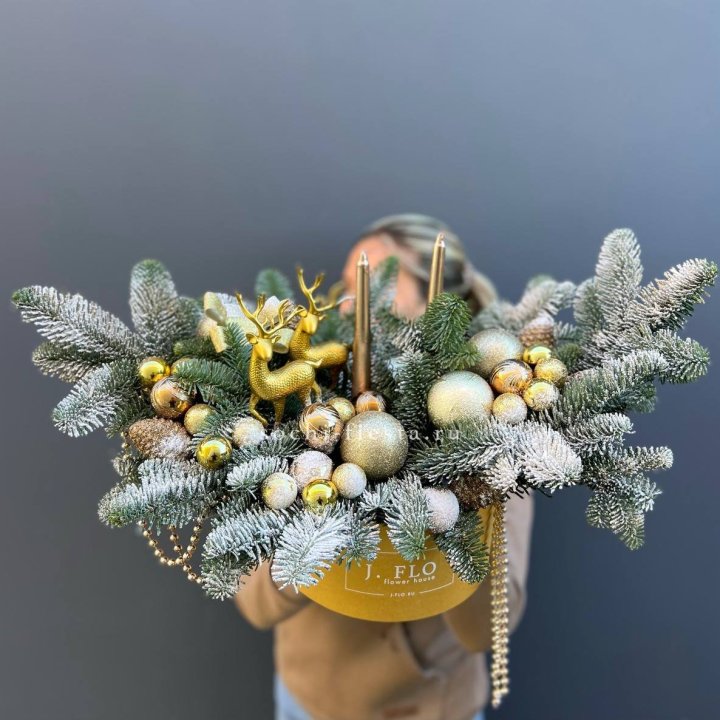 Композиция "Мери крисмас голд" в Дзержинске