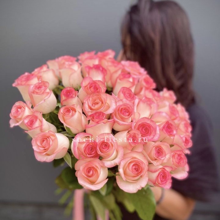 Охапка Роз Джумилия в Дзержинске