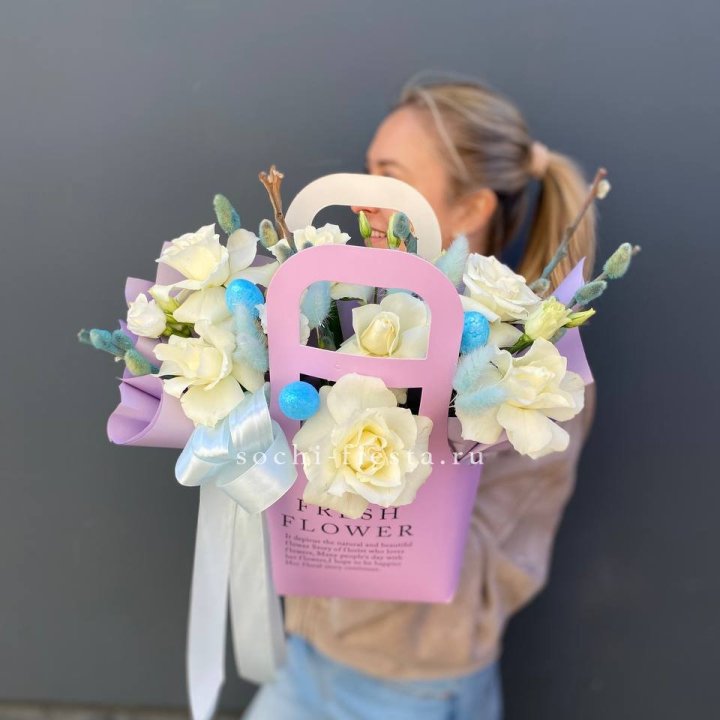 Цветочная сумочка "Пасхальная композиция" в Дзержинске