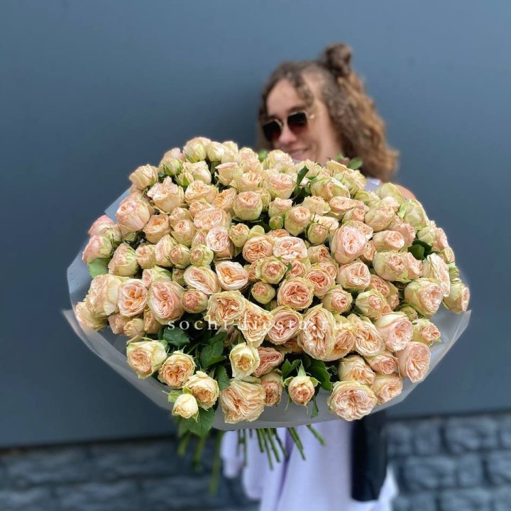 51 пионовидная роза в Дзержинске