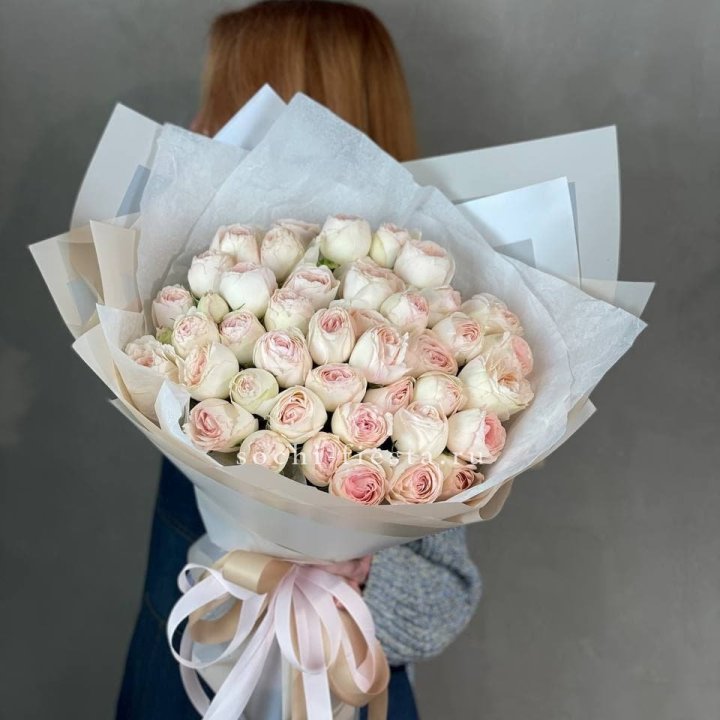 Букет пионовидных роз Пур лав в Дзержинске