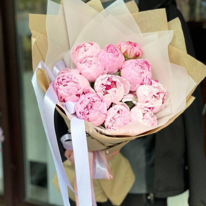 11 пионов в оформлении в Дзержинске