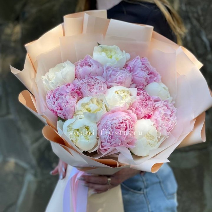 Букет 15 зефирных пионов в Дзержинске