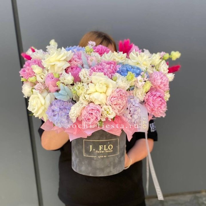 Цилиндр с пионами "Аса" в Дзержинске