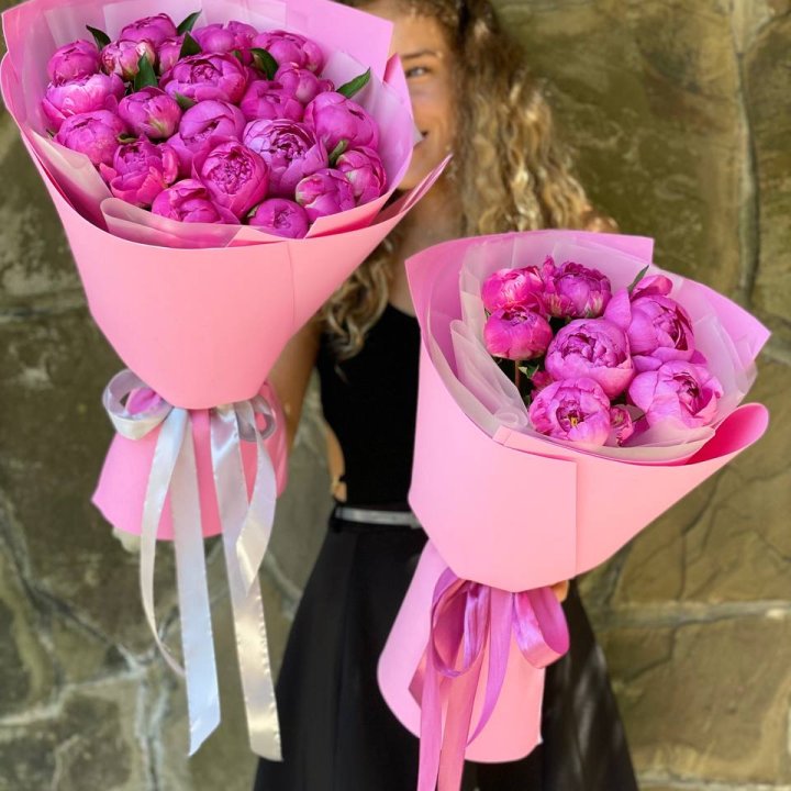Букет ярких пионов  в Дзержинске