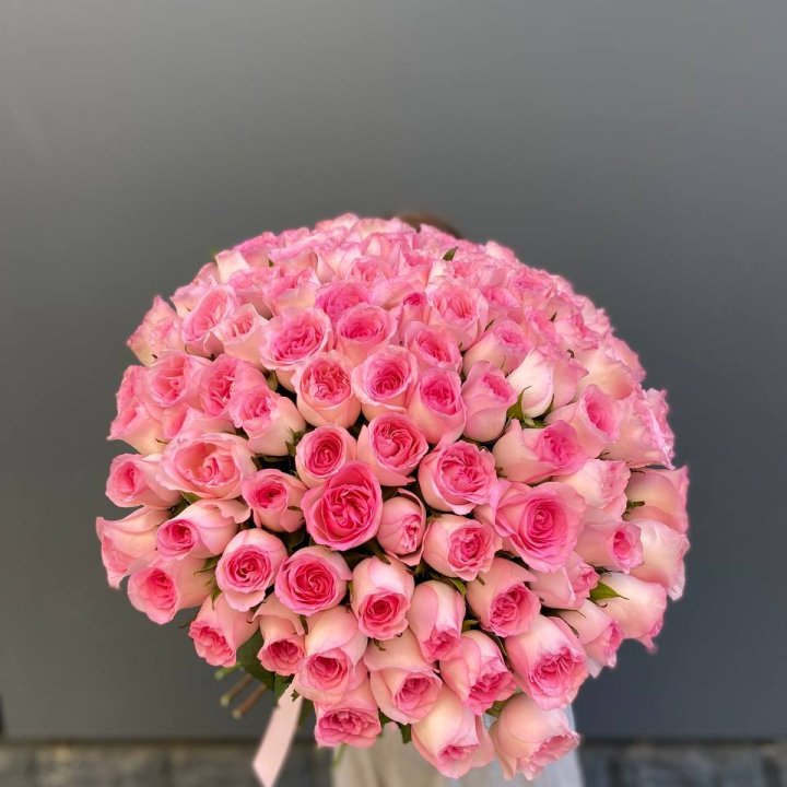 101 розовая роза в Дзержинске