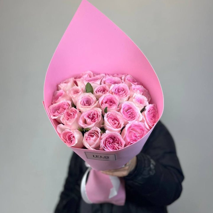 25 нежных роз в Дзержинске