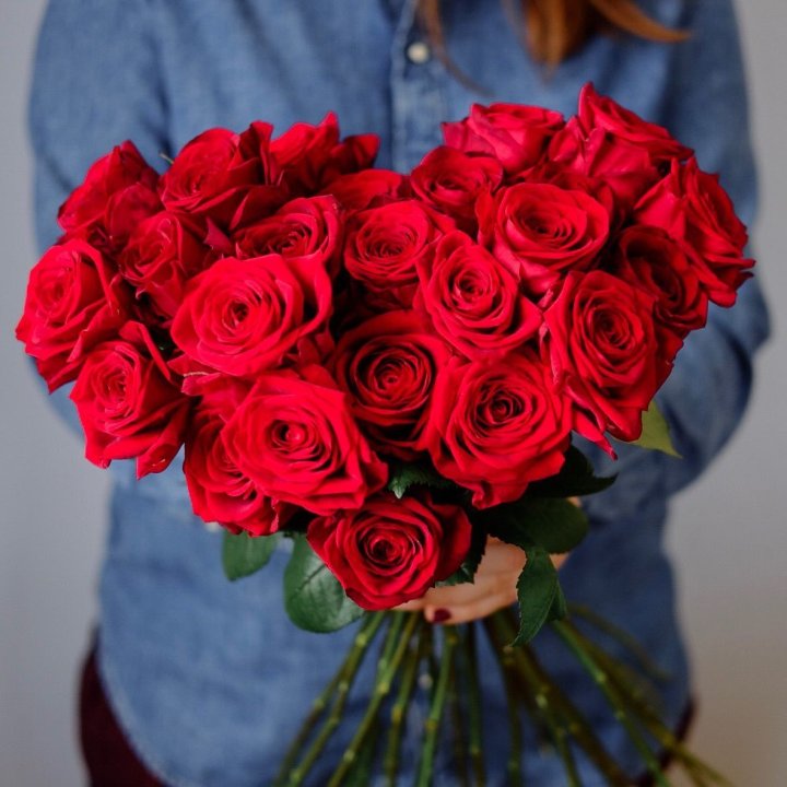 25 красных роз в Дзержинске