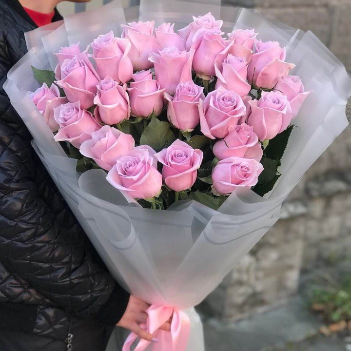 25 высоких розовых роз в Дзержинске